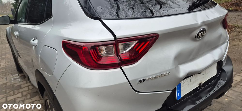 Kia Stonic - 22