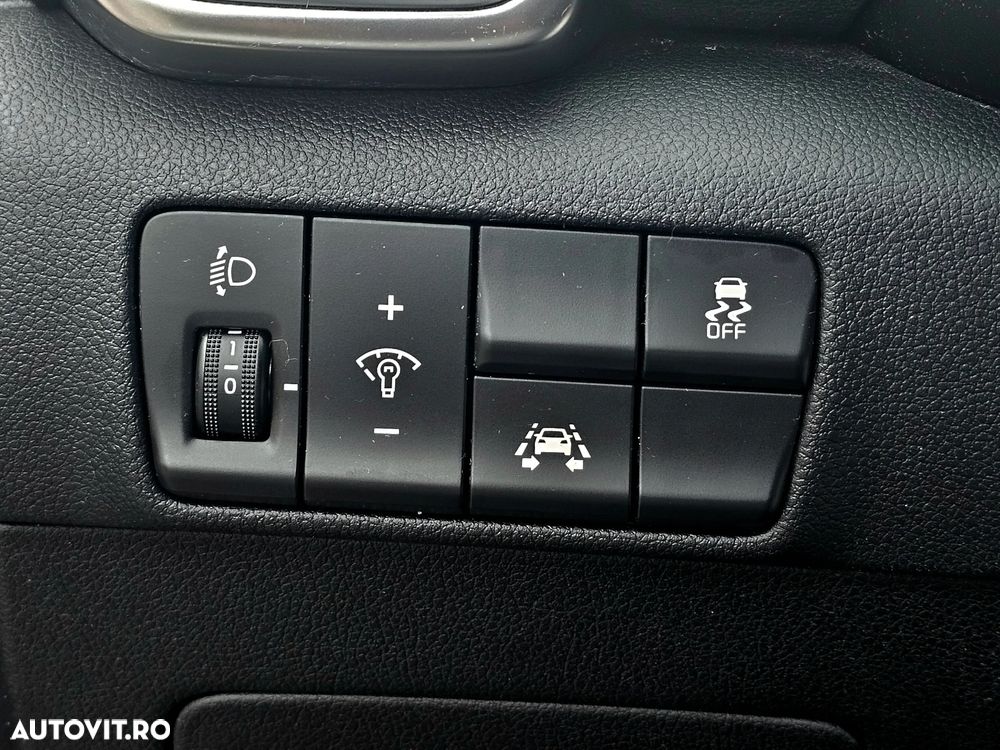 Kia Sportage 1.6 T-GDI 7DCT 4x4 GT Line - 31