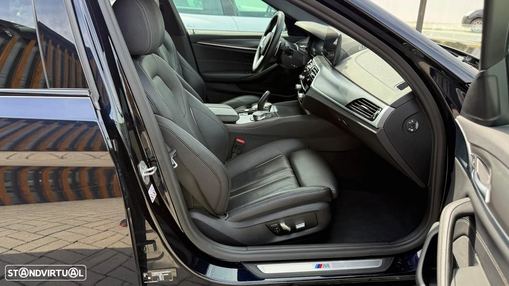 BMW 530 e Pack Desportivo M - 20