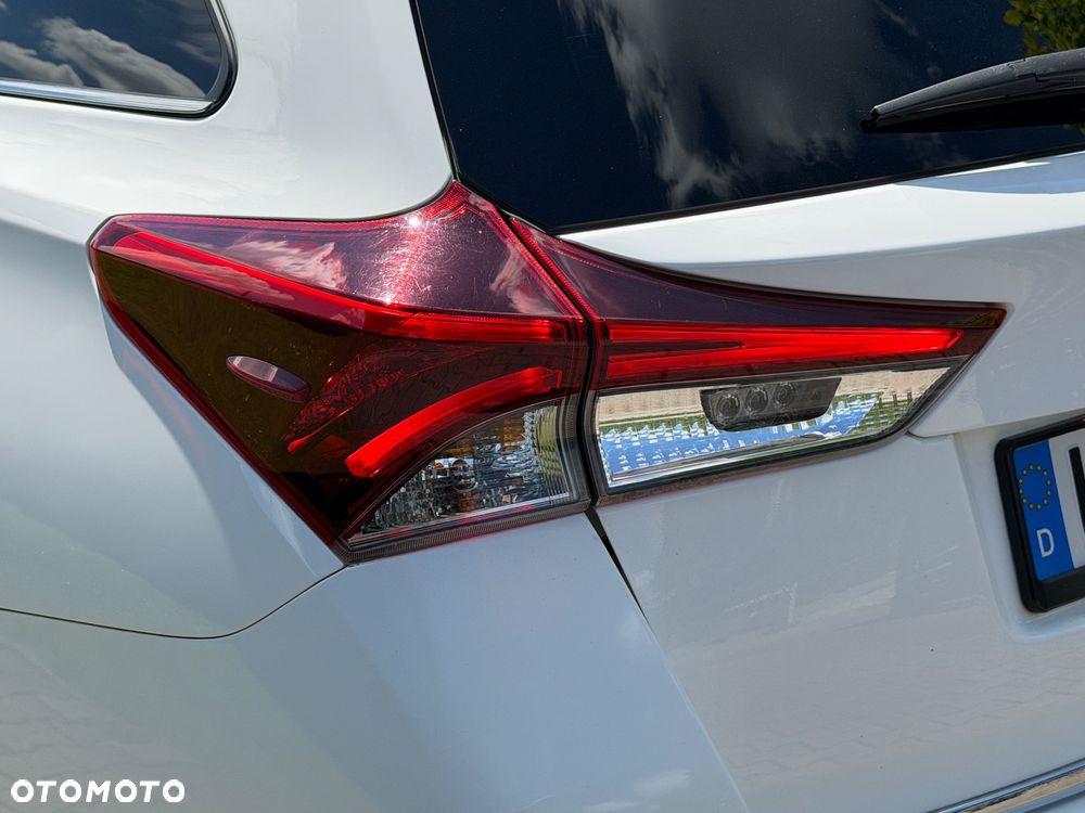 Toyota Auris 1.8 VVT-i Automatik Edition S+ - 16