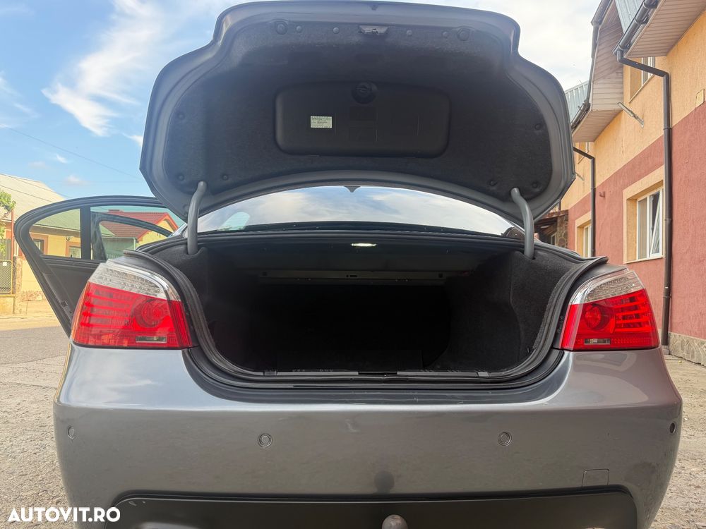 BMW Seria 5 520d - 10