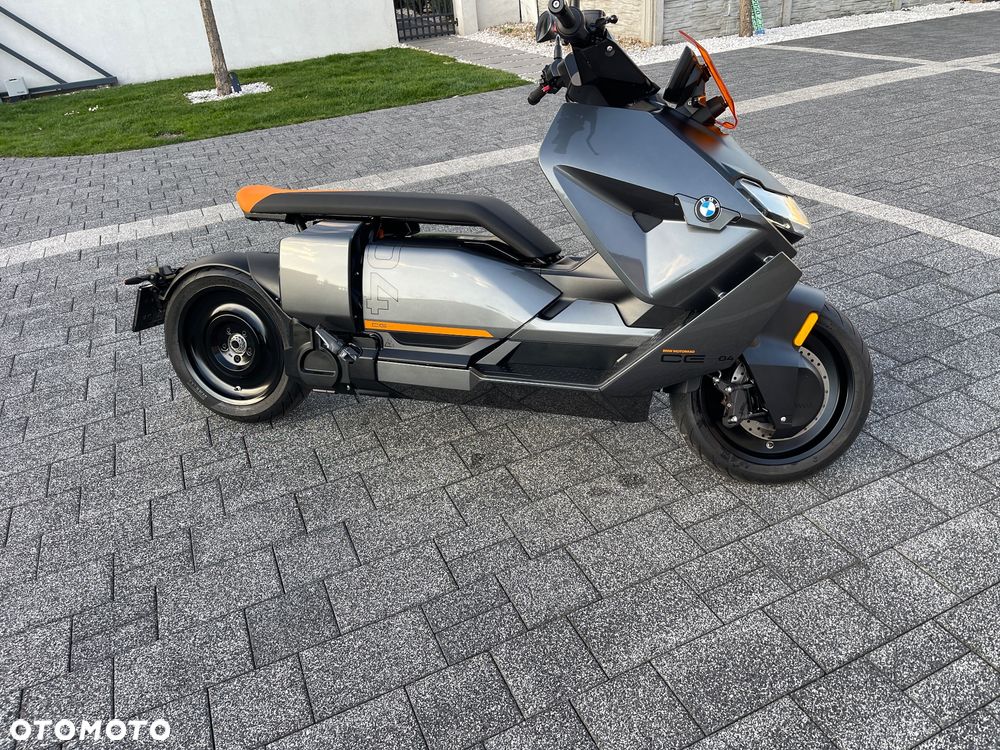 BMW CE 04 - 2