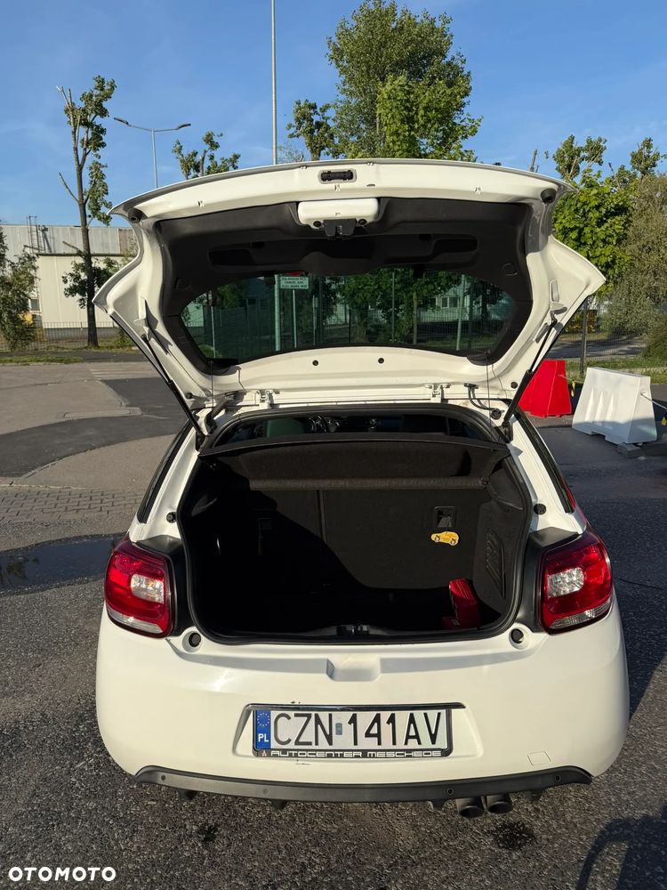 Citroën DS3 1.6 HDi SportChic - 12
