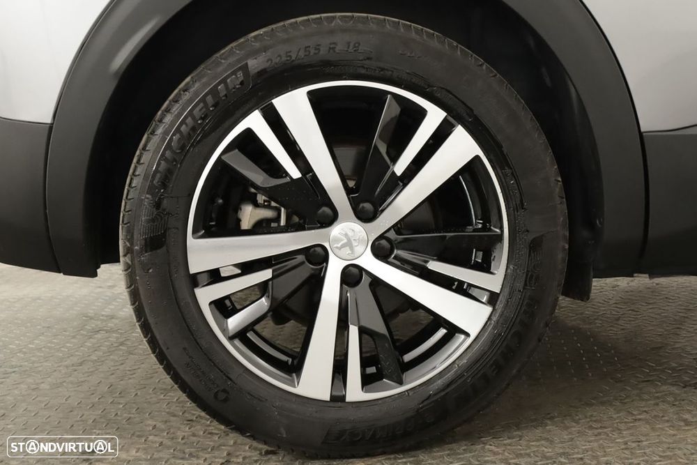 Peugeot 3008 1.2 Hybrid Allure Pack e-DCS6 - 5