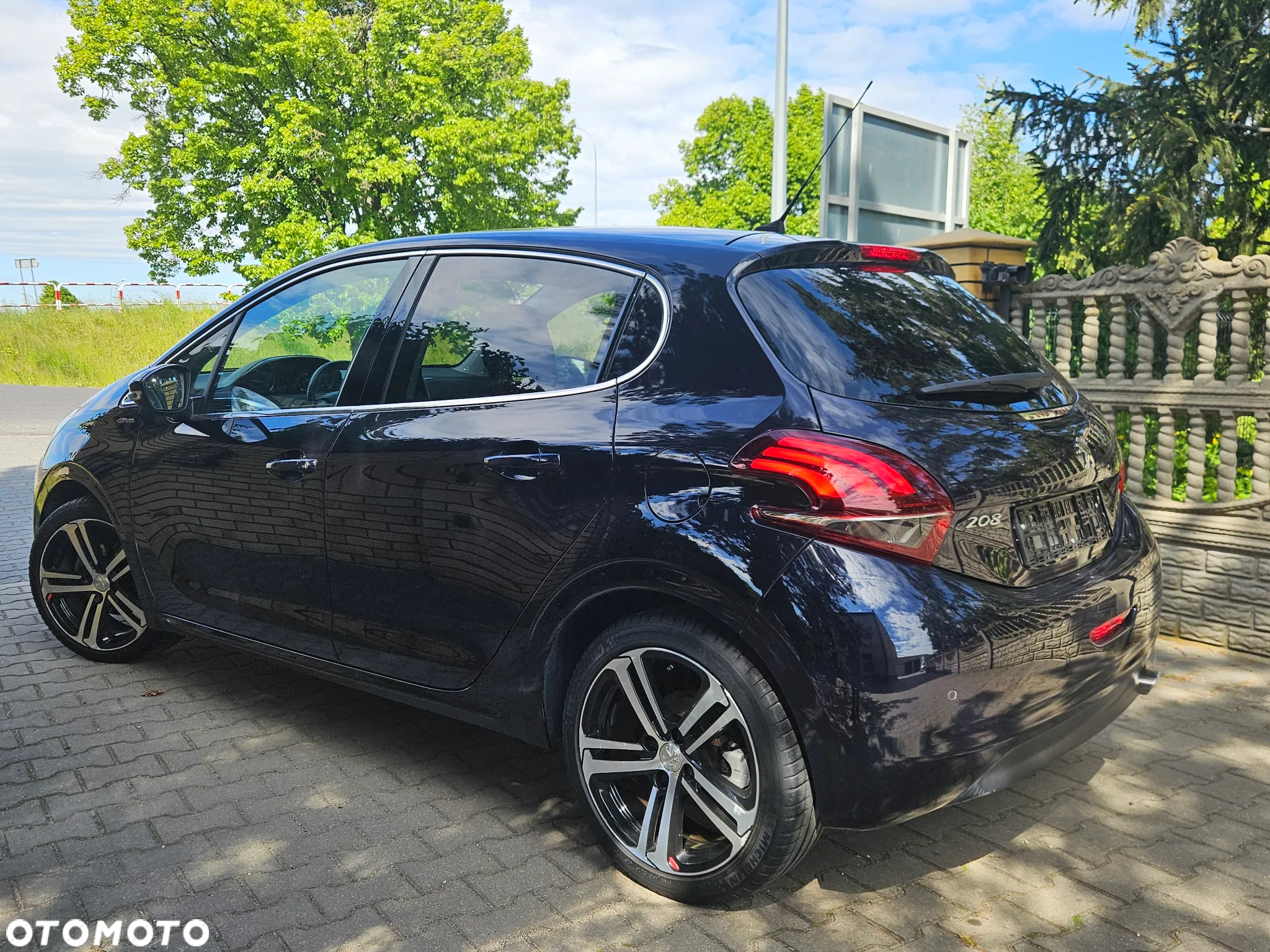 Peugeot 208 Blue-HDi 100 Stop&Start Allure - 6