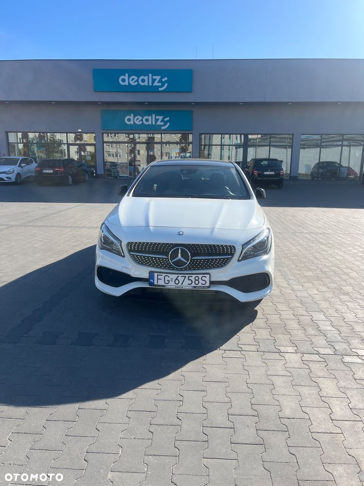 Mercedes-Benz CLA 250 4-Matic AMG Line - 2