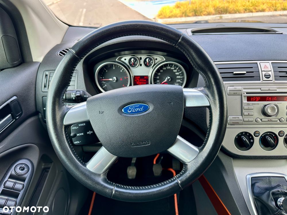 Ford Kuga 2.0 TDCi Titanium - 30