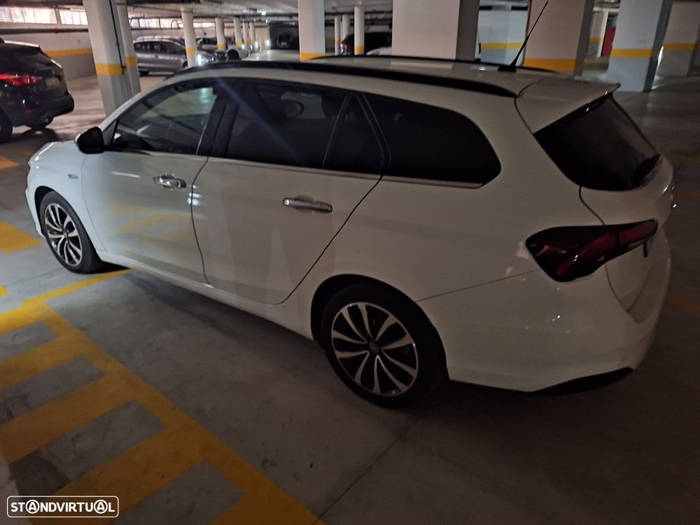 Fiat Tipo Station Wagon 1.3 M-Jet Lounge - 6