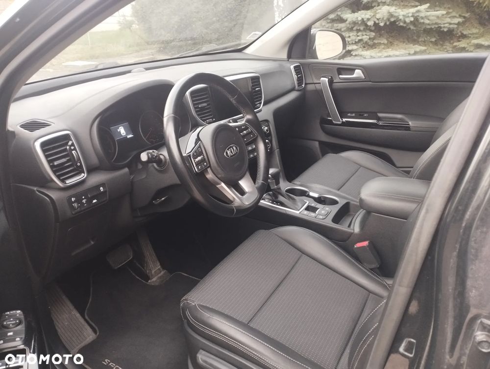 Kia Sportage 1.6 CRDI AWD Eco-Dynamics+ (48V M-H) DCT Spirit - 9