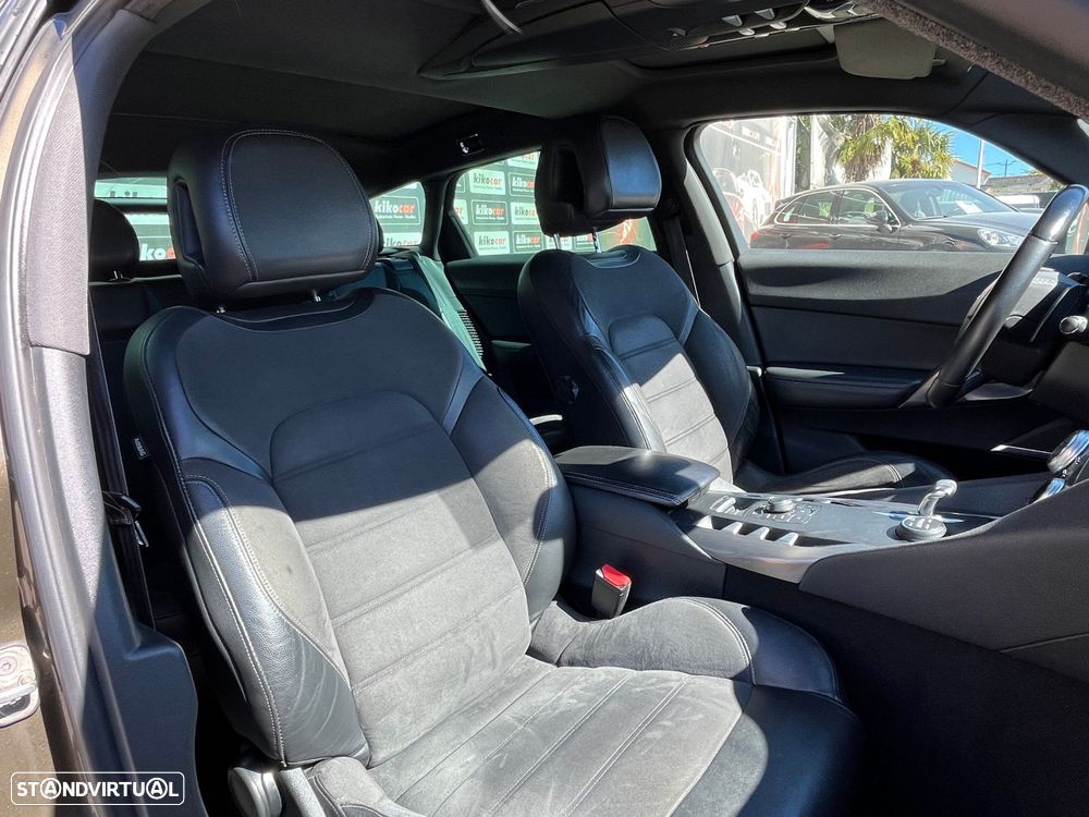 Citroën DS5 2.0 HDi Hybrid4 So Chic CMP6 - 42