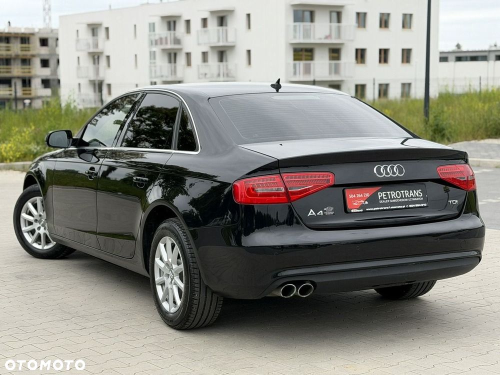 Audi A4 Limousine - 10