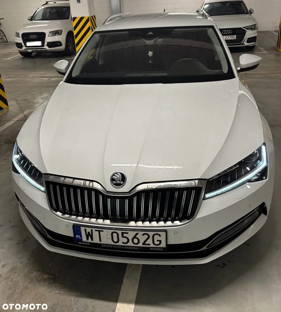 Skoda Superb 2.0 TDI SCR Style DSG - 2