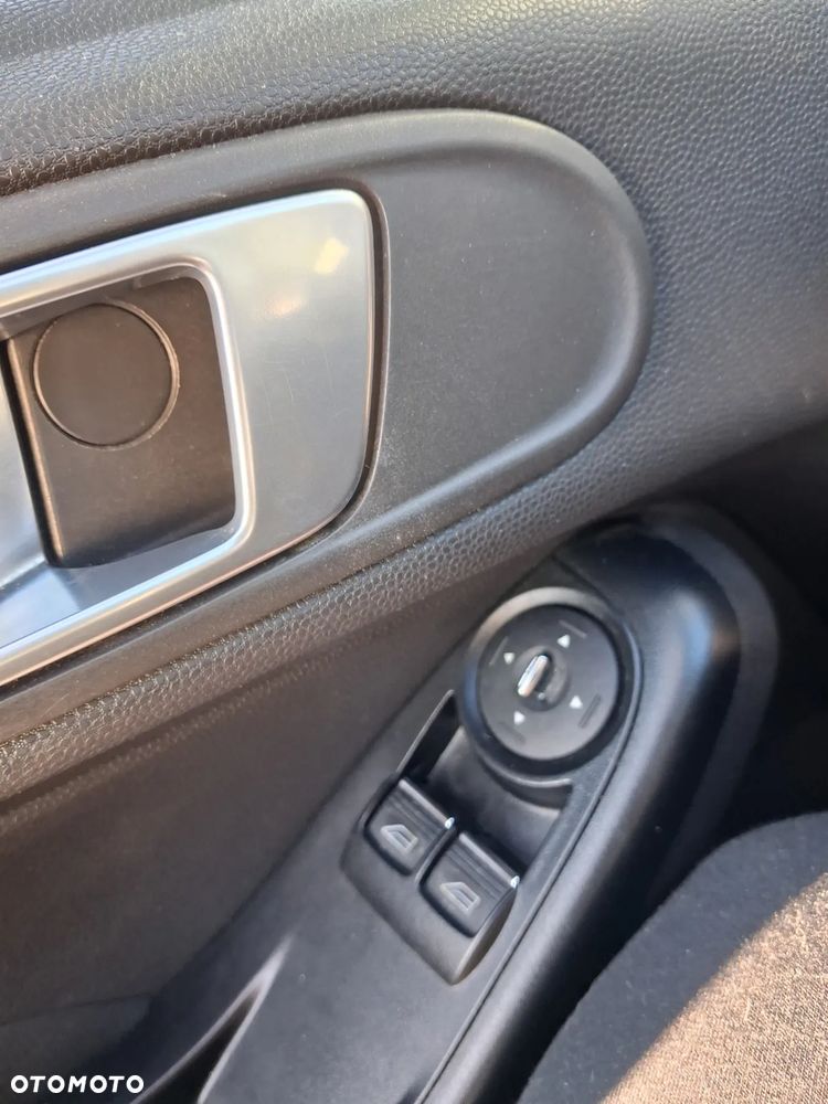 Ford Fiesta 1.0 EcoBoost Gold X - 9