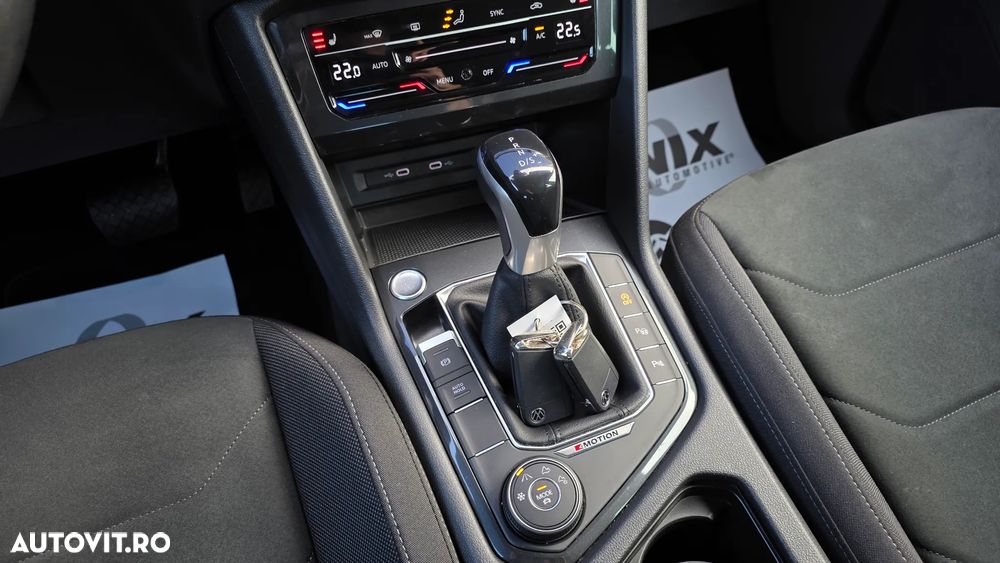 Volkswagen Tiguan 2.0 TDI 4Mot DSG Elegance - 18