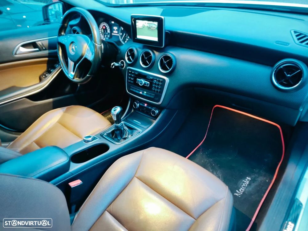 Mercedes-Benz A 180 CDi BE Urban - 24