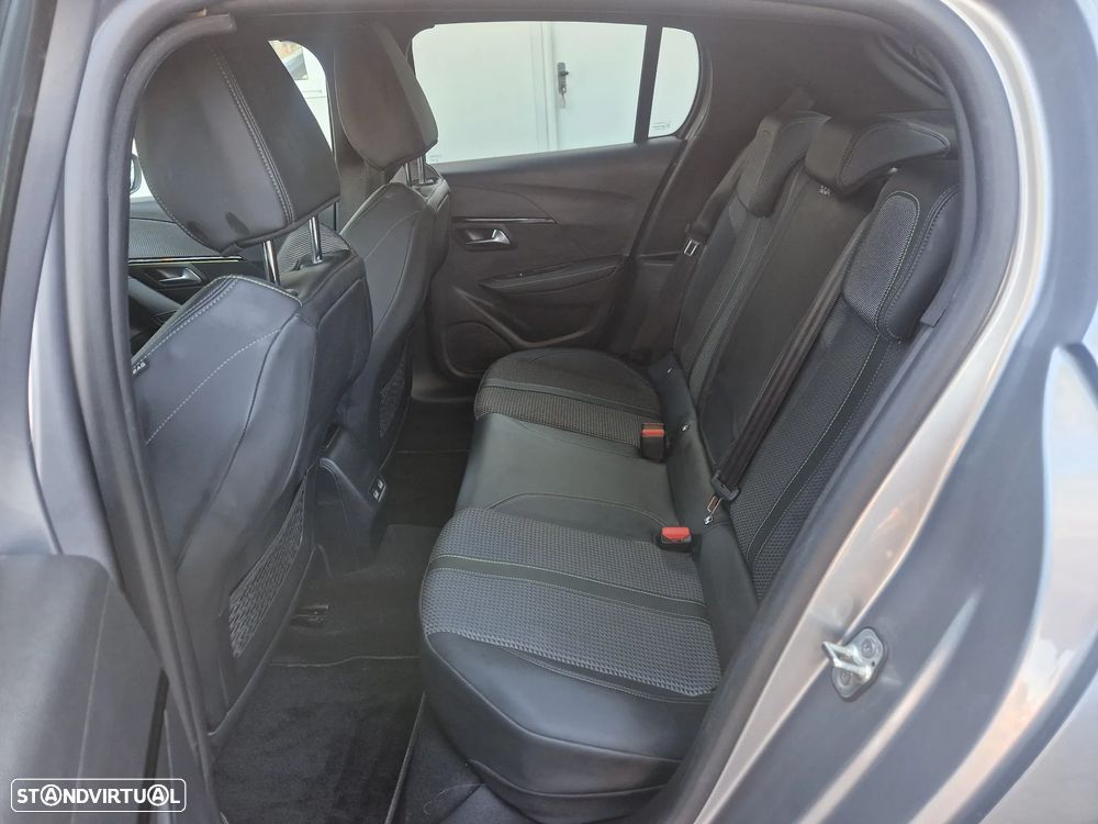 Peugeot 208 1.2 PureTech GT Line - 7