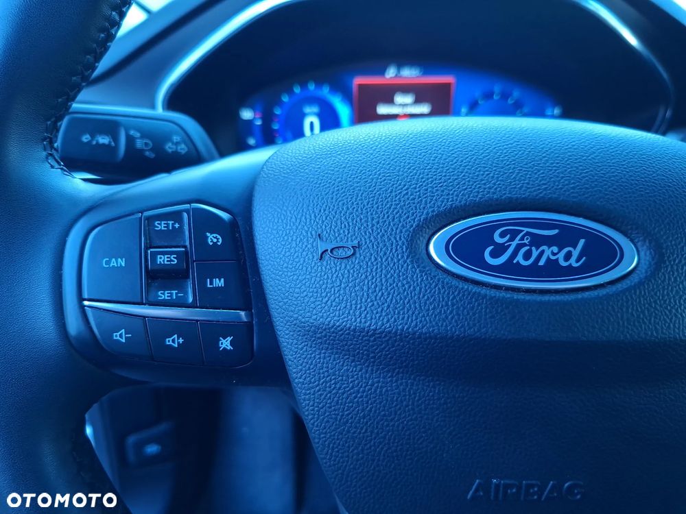 Ford Focus 1.0 EcoBoost mHEV Titanium X - 14