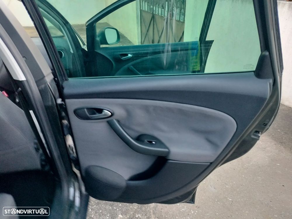 SEAT Altea 1.6 TDI ITECH Ecomotive - 13