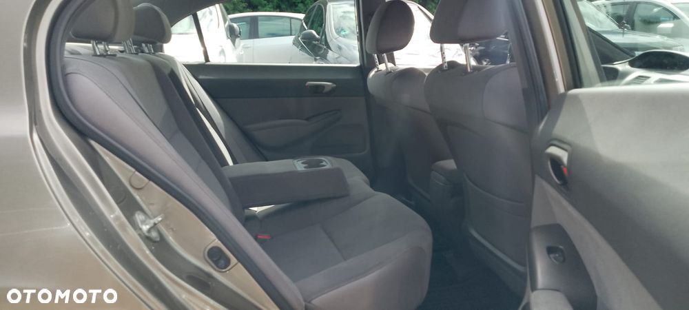 Honda Civic 1.3i-DSI VTEC IMA CVT Elegance - 22