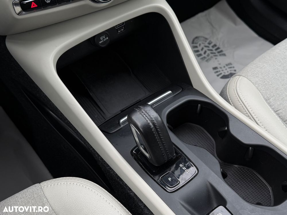 Volvo XC 40 D3 Momentum Pro - 15