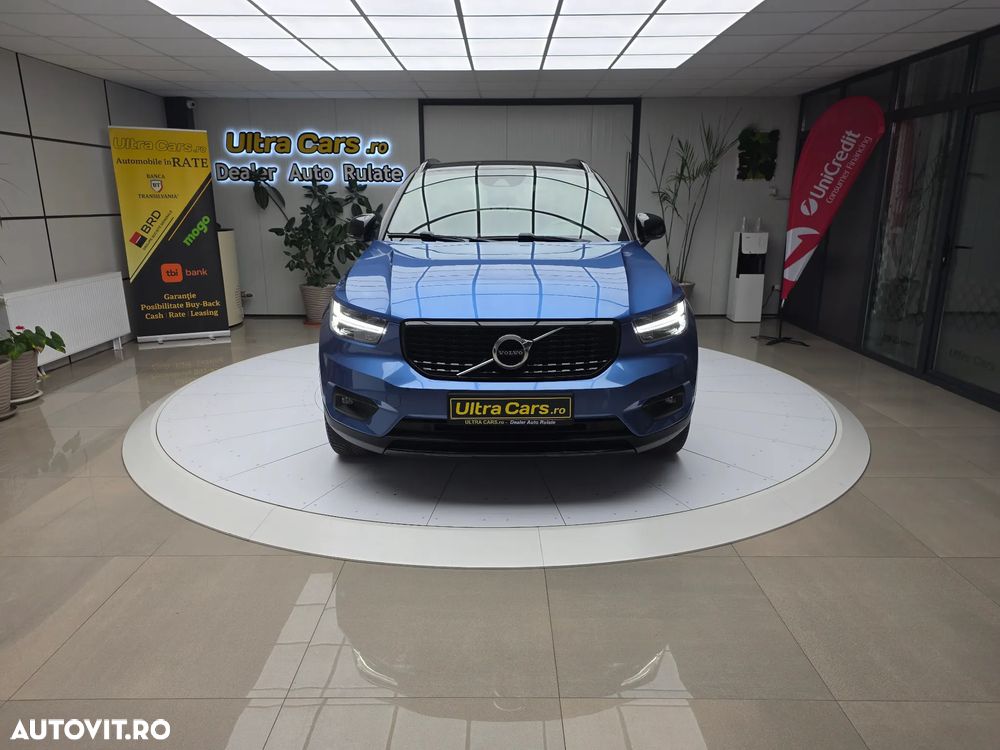 Volvo XC 40 D4 AWD Geartronic R-Design - 1
