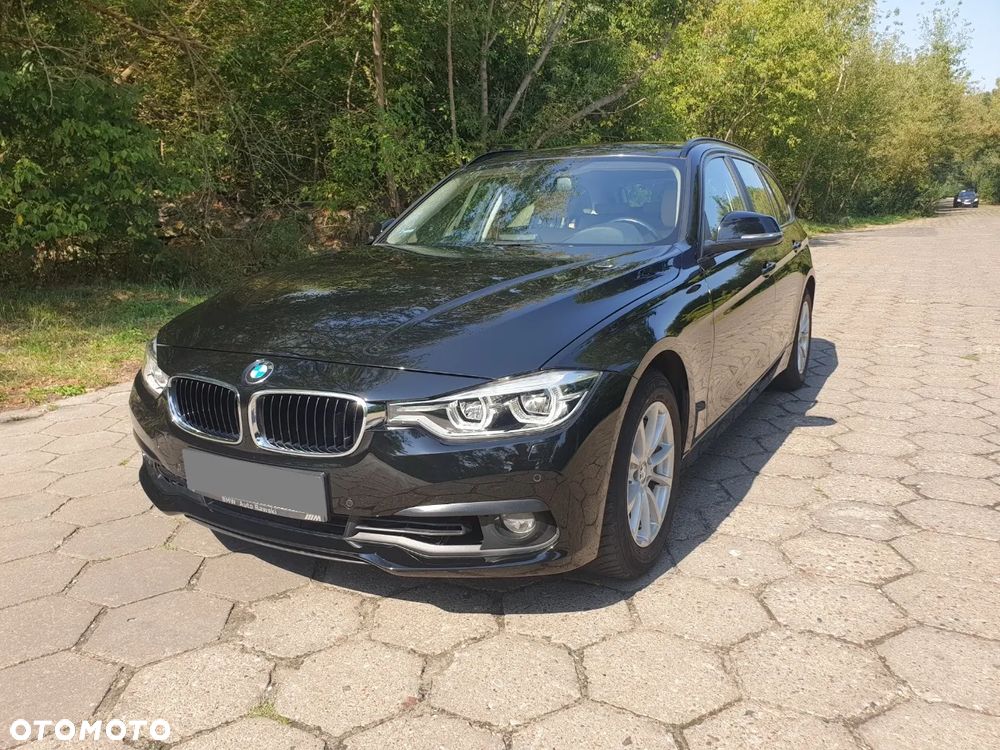 BMW Seria 3 318i - 2