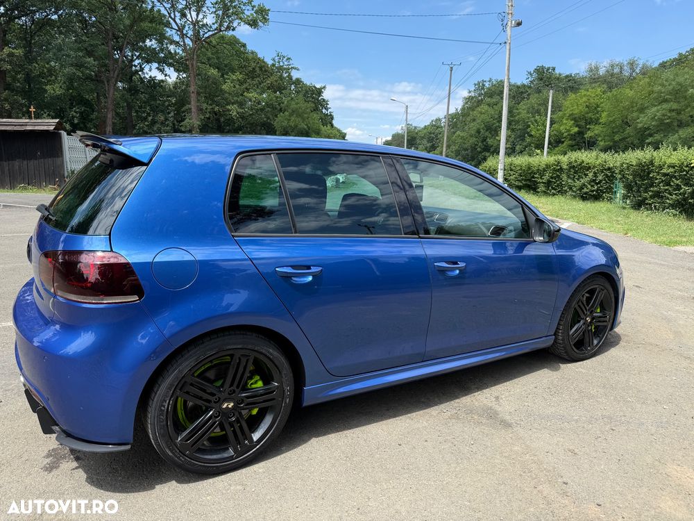Volkswagen Golf - 11