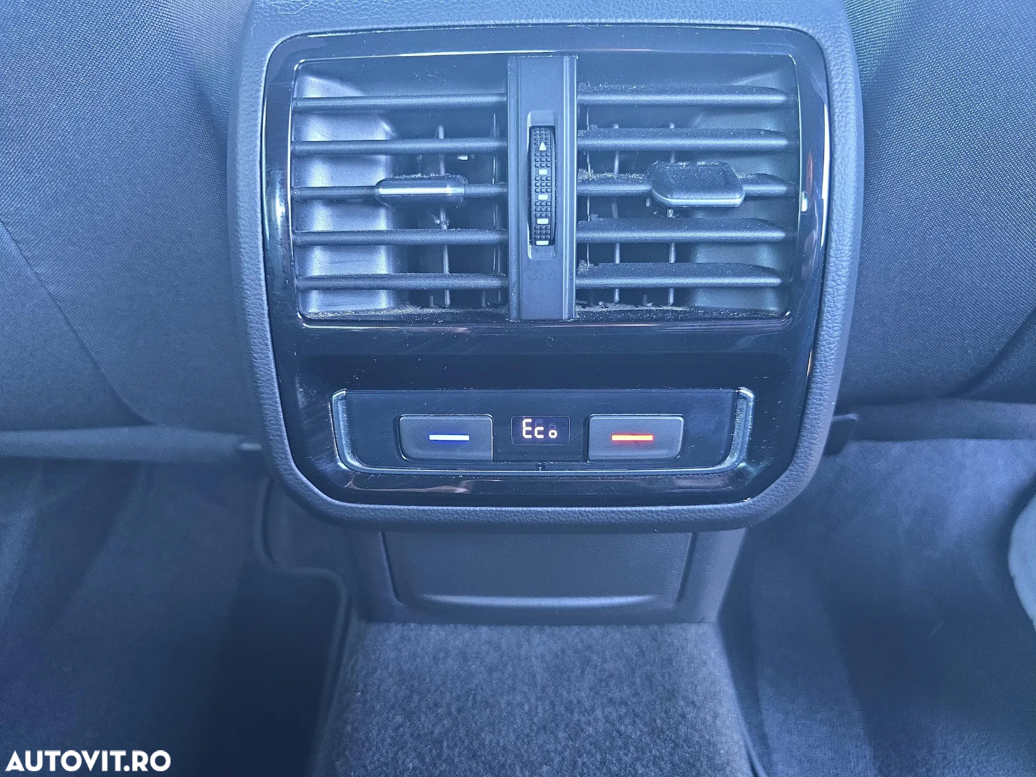 Volkswagen Passat 1.4 TSI Plug-In-Hybrid DSG GTE - 26