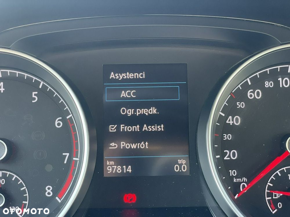 Volkswagen Golf 1.5 eTSI OPF DSG R-Line - 19