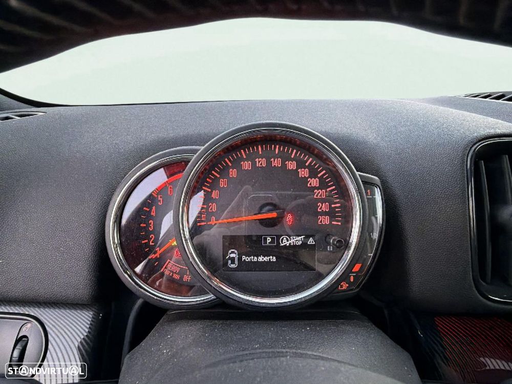 MINI Countryman Cooper D Auto - 11