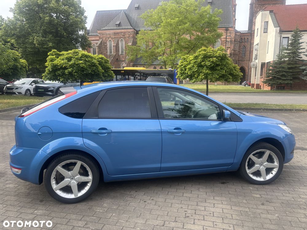 Ford Focus 1.6 16V Style - 10
