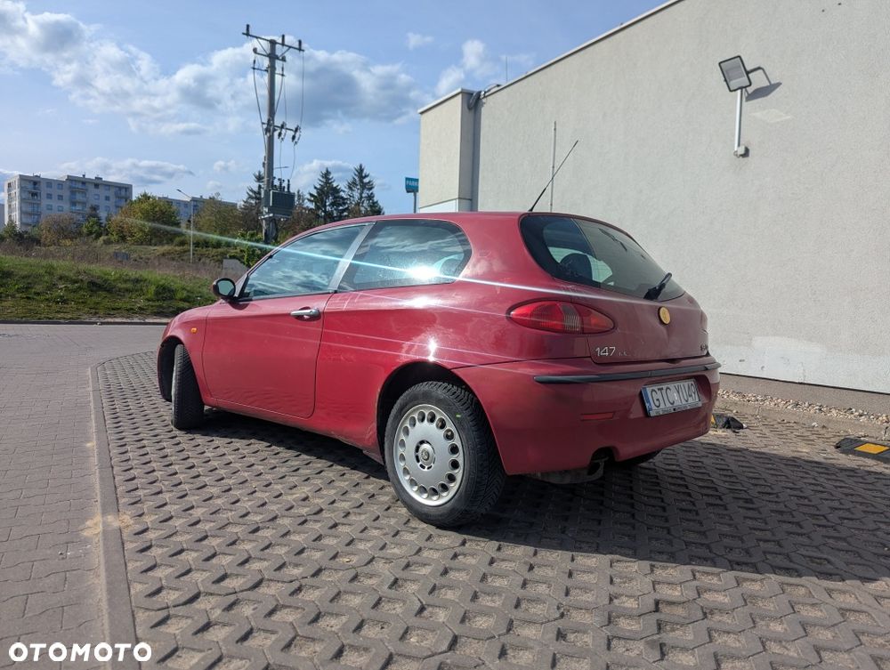 Alfa Romeo 147 - 3