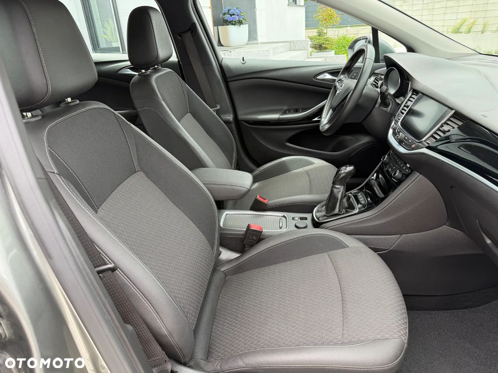 Opel Astra 1.6 D (CDTI) Innovation - 11