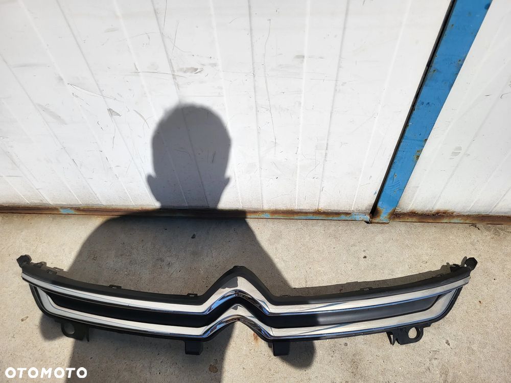 Grill atrapa zderzaka przód Citroen C4 Picasso II - 1