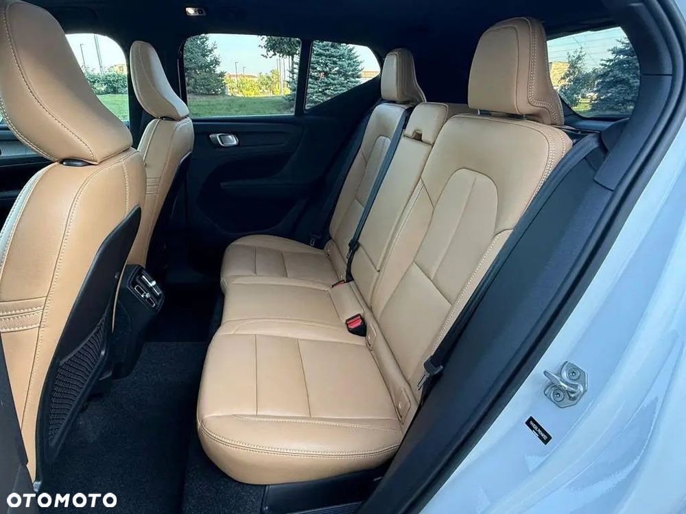 Volvo XC 40 B5 B AWD Ultimate Bright - 16