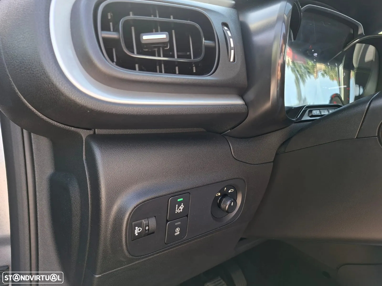 Citroën C3 1.2 PureTech Shine - 12
