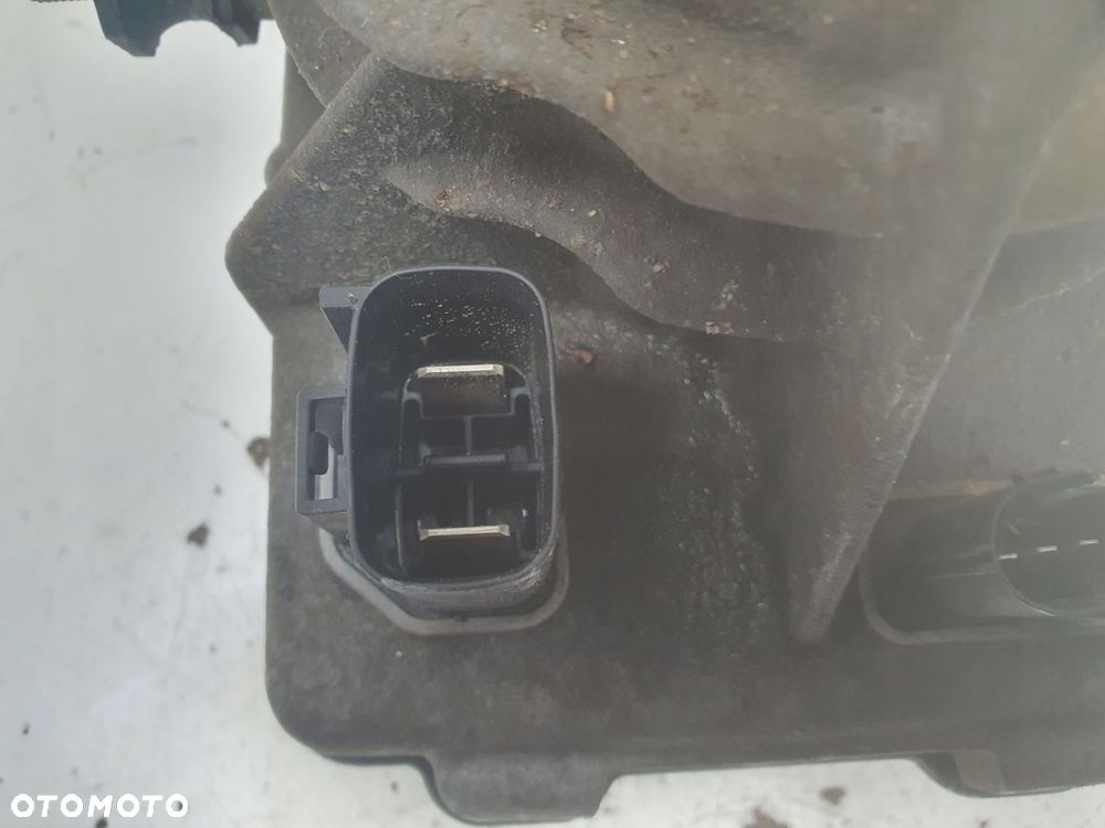 POMPA WSPOMAGANIA Volvo S80 II V70 III 31340205 (120) (70) - 11