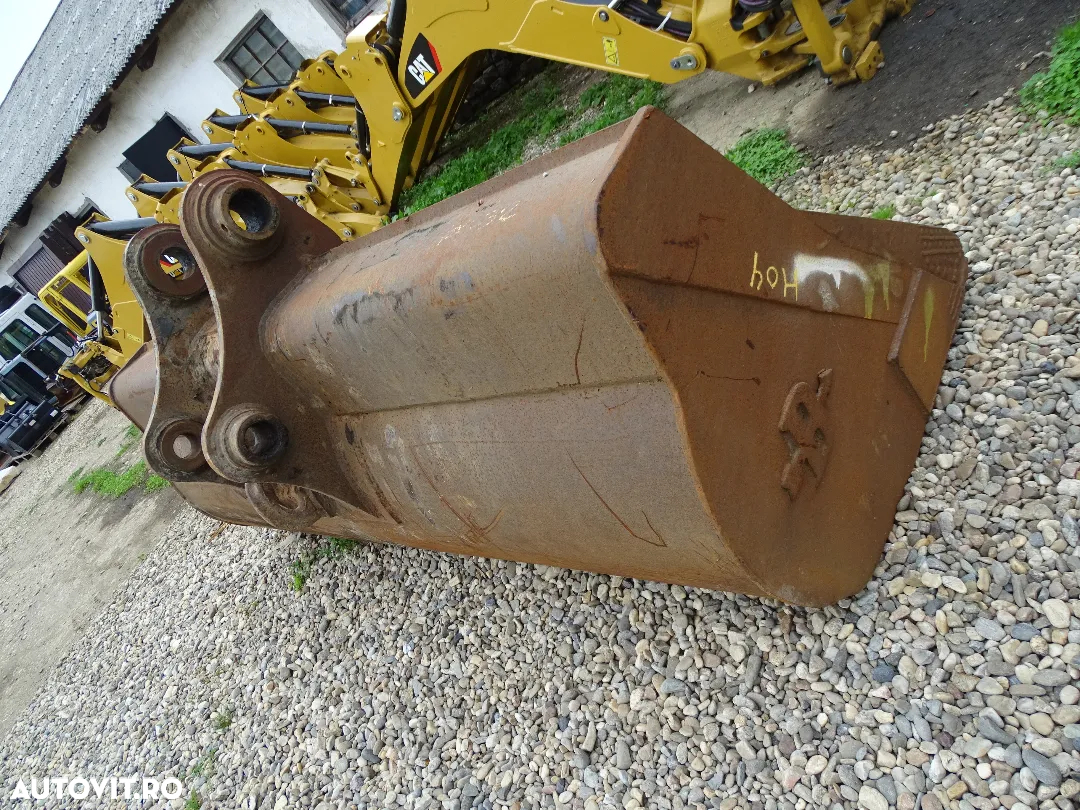 Cupa de Taluz Mare pt. excavator 40-60 t - 6