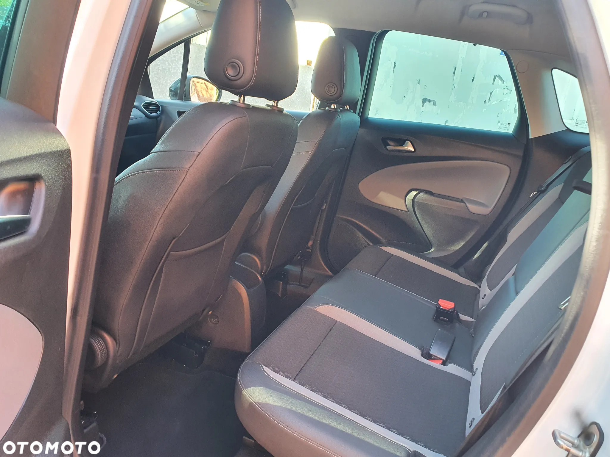 Opel Crossland X 1.5 Diesel Start/Stop Automatik Ultimate - 13