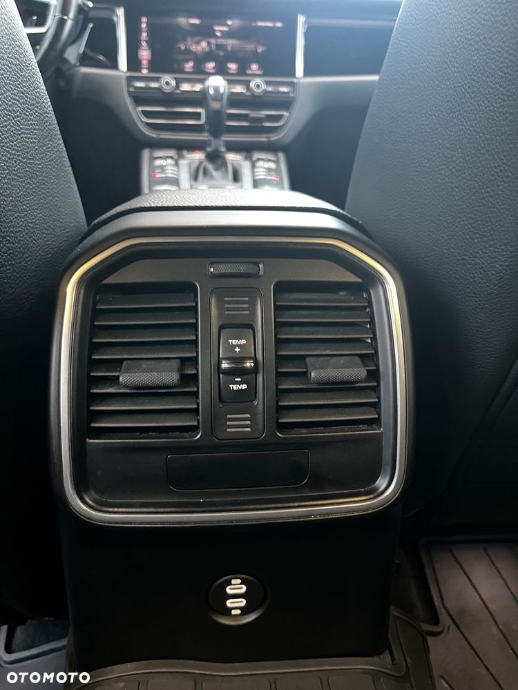Porsche Macan PDK - 22