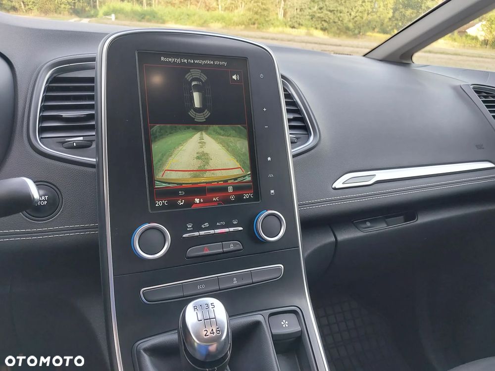 Renault Scenic - 17