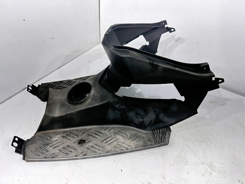 Podłoga Peugeot Speedfight III - 2