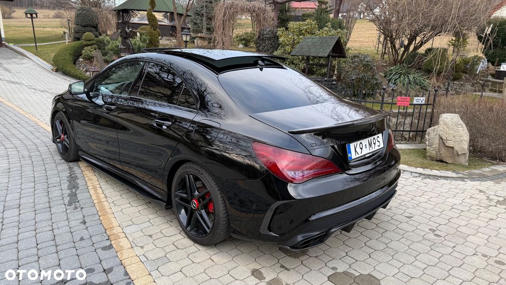 Mercedes-Benz CLA AMG 45 4Matic 7G-DCT - 4