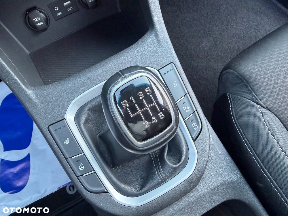 Hyundai i30 1.6 D Comfort - 31