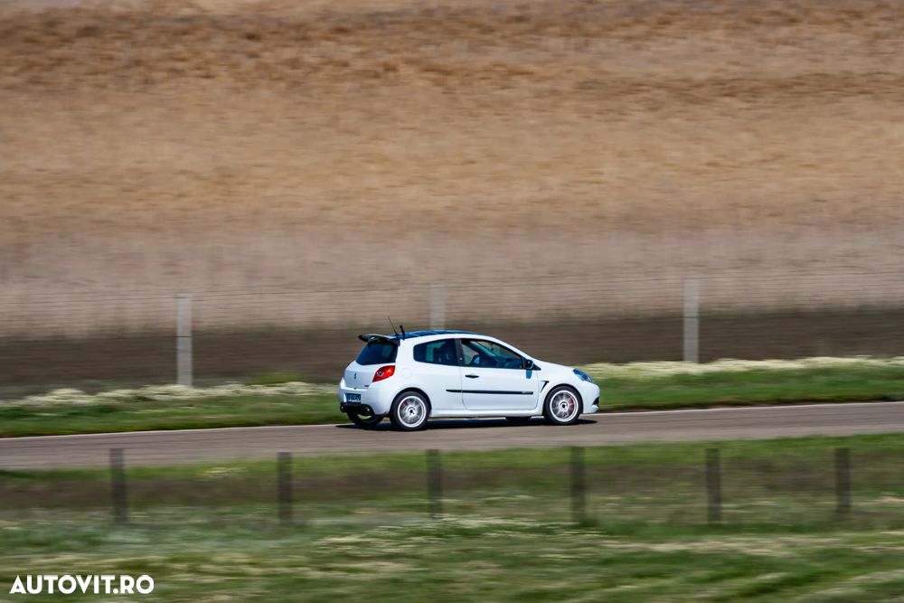 Renault Clio III 2.0 16V Team - 5