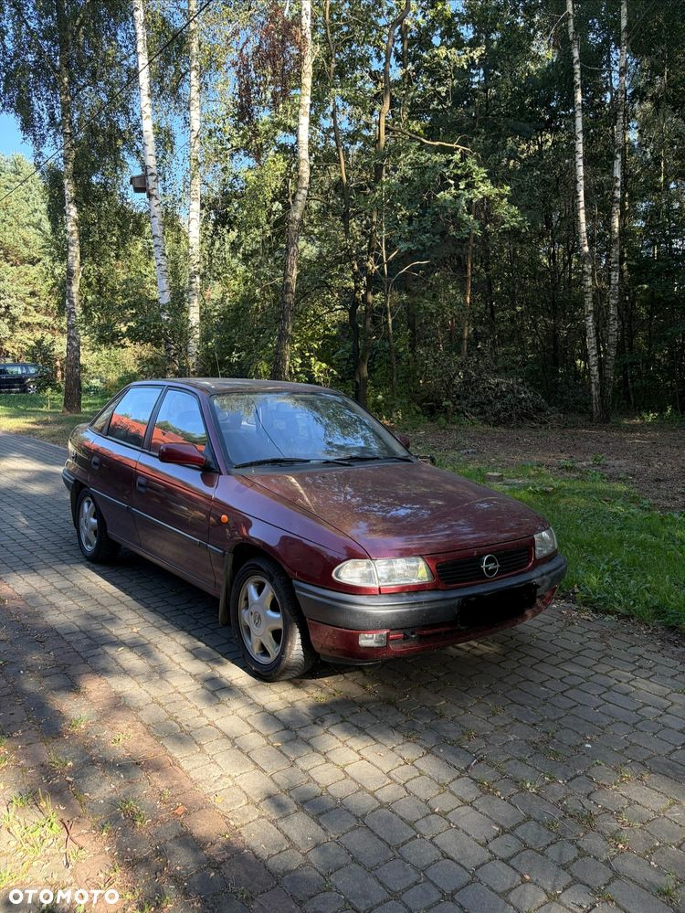 Opel Astra - 1