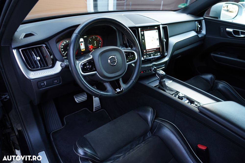 Volvo XC 60 D4 AWD Geartronic RDesign - 15