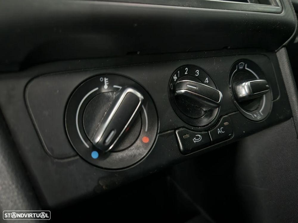 VW Polo 1.6 TDI Confortline - 15