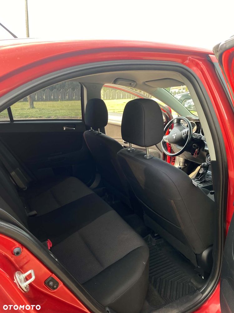 Mitsubishi Lancer 1.8 Invite - 24