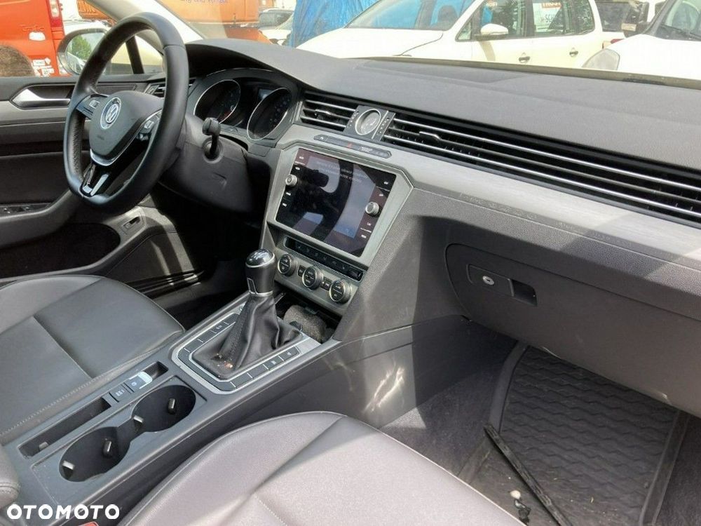 Volkswagen Passat 2.0 TDI BMT Comfortline - 3